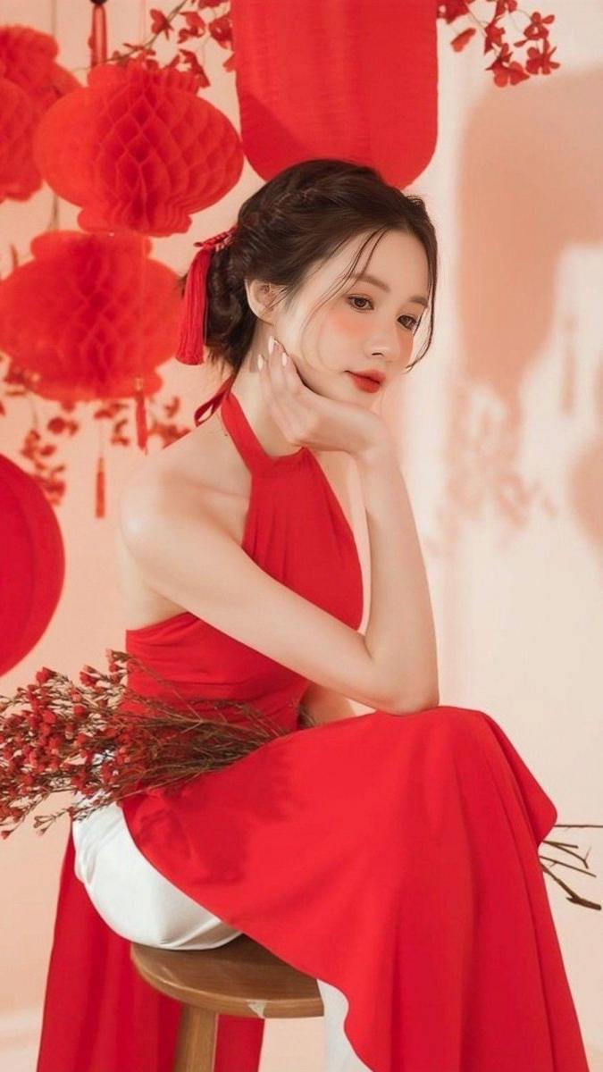 Ảnh gái xinh ngực khủng trong váy đầm xinh