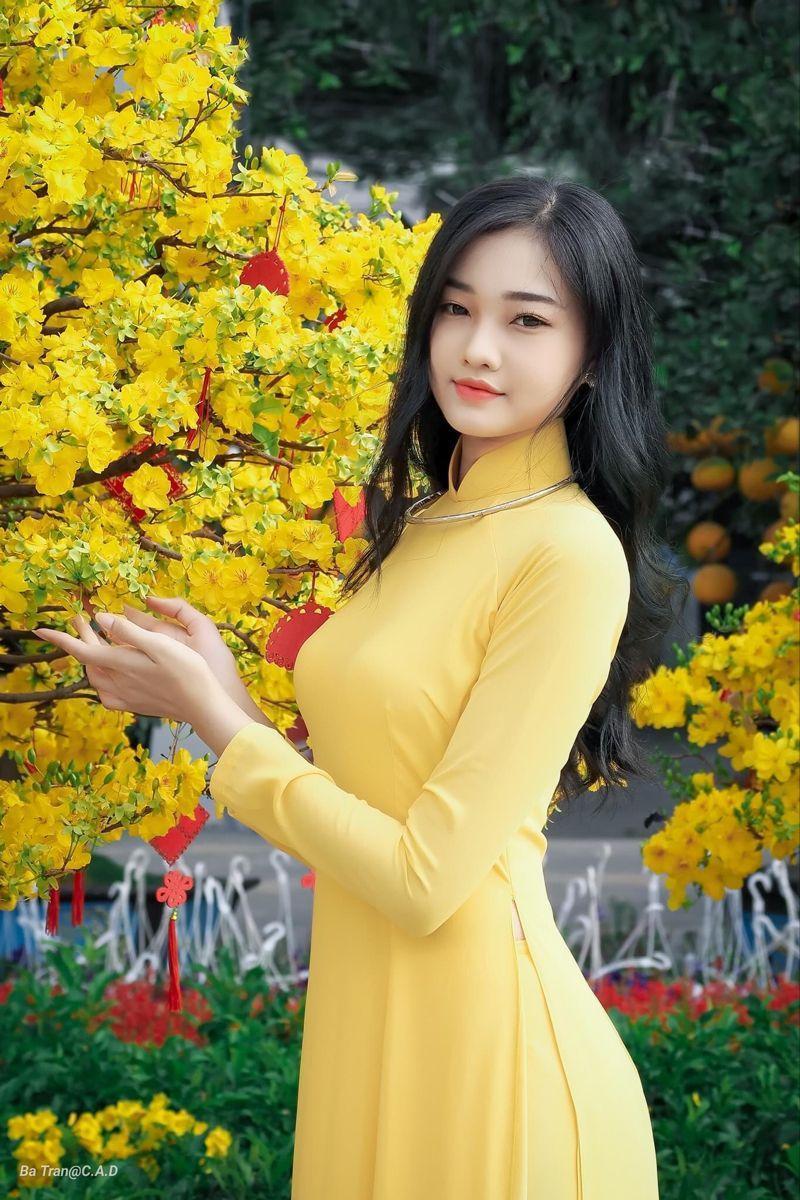 Gái xinh khoe vú đẹp trong bộ bikini sexy