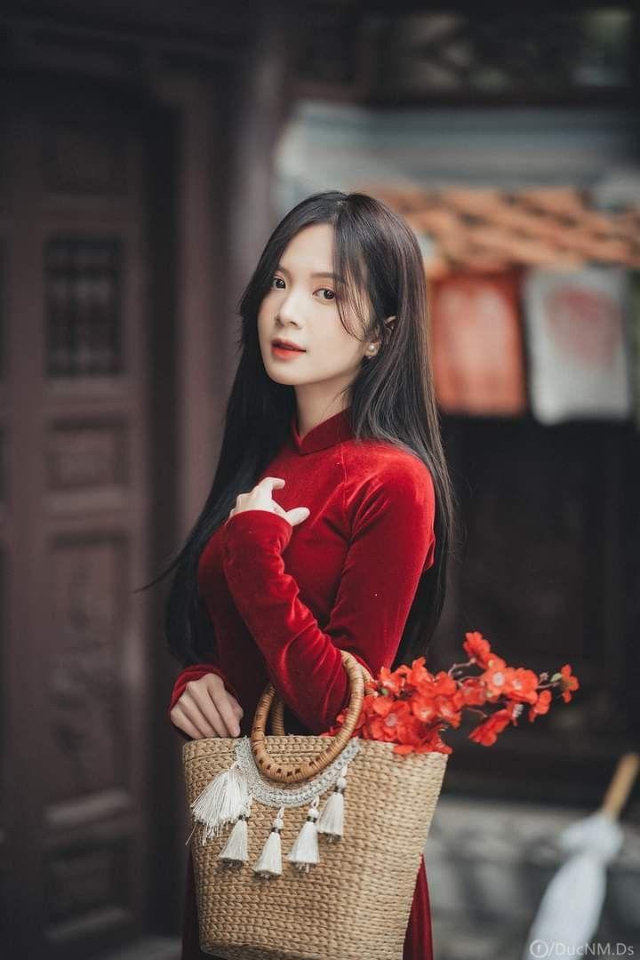 Gái xinh không mặc đồ - Ngọc Huyền đẹp rực rỡ