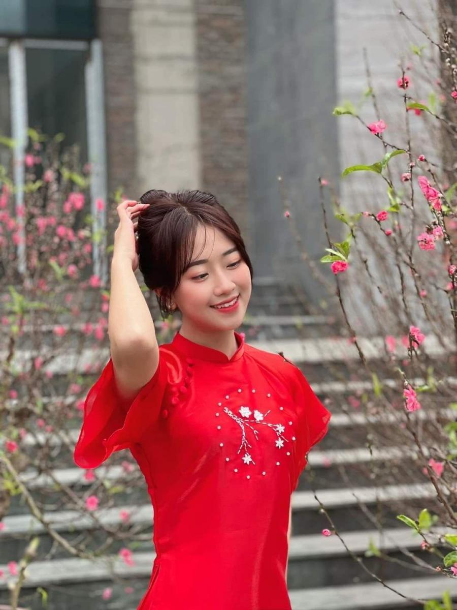 Gái xinh 2k8, 2k9, 356, 360, 365 - Nụ cười hạnh phúc
