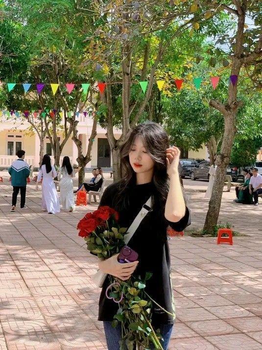 Hình gái xinh cộp mác mùa xuân rảnh rỗi