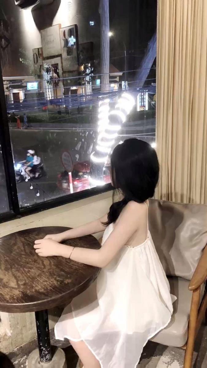 Ảnh gái xinh buồn lớp 6 và lớp 7 trong đồ ngủ