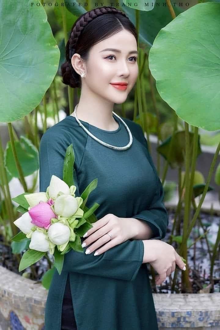 Ảnh gái xinh mặc quần jean và quần lót đẹp