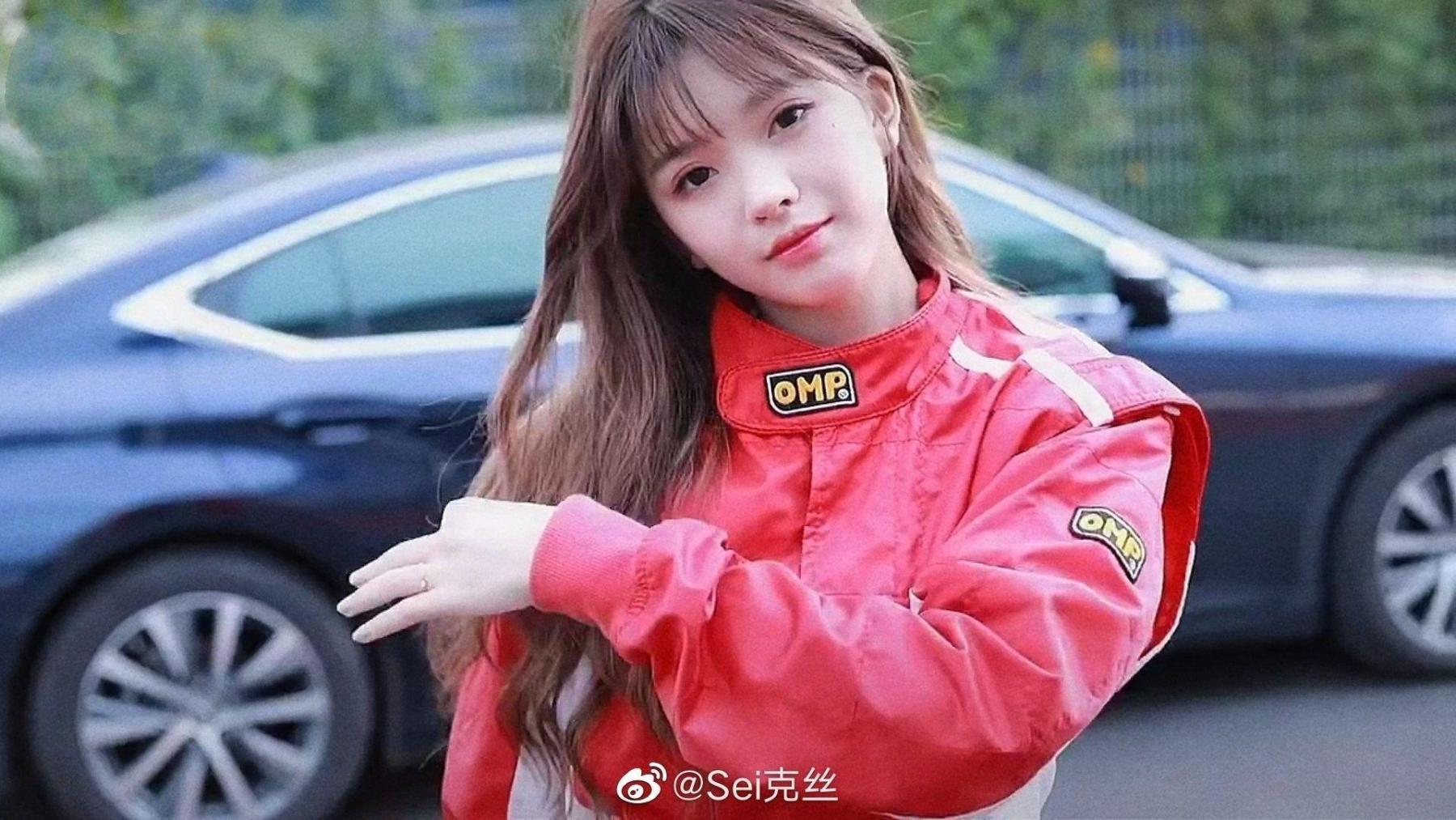 Ảnh bạn gái xinh khoe thân trong sinh nhật đẹp