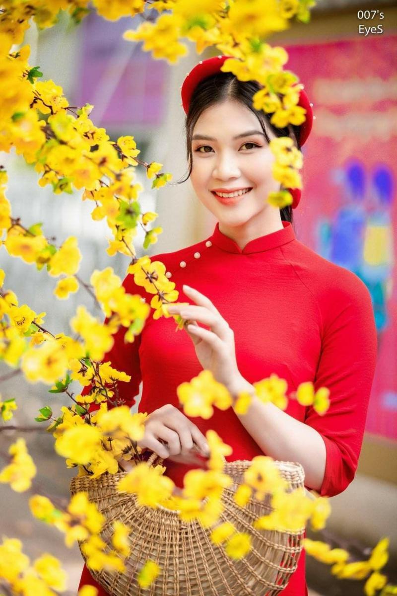 Niềm Hạnh Phúc Trong Màu Vàng