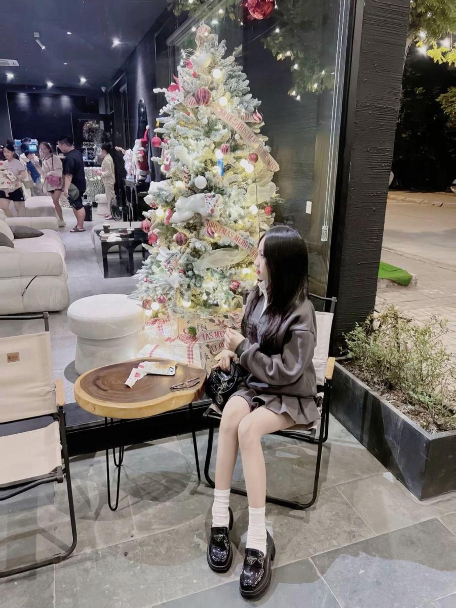 Gái Xinh Nóng Trong Bar
