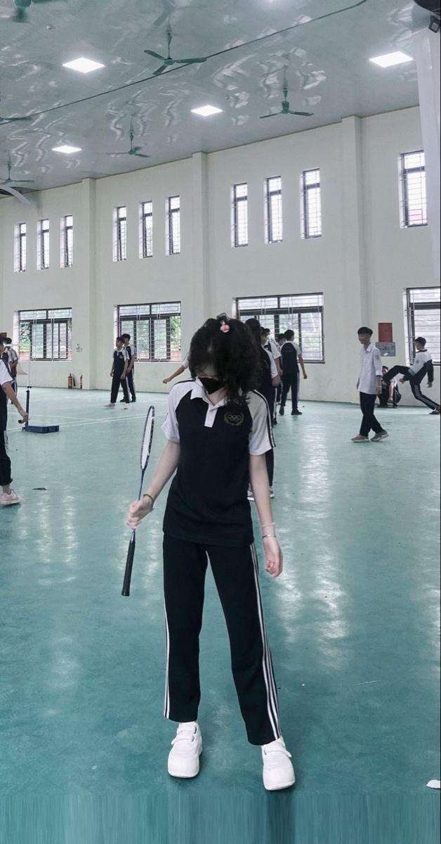 Anh Gái Xinh Ngực To Quần Thể Thao