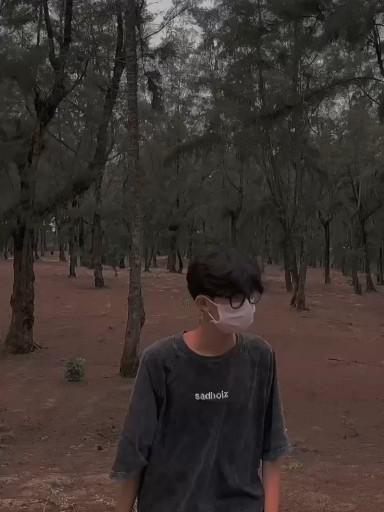 Hình gái xinh 2k10 - Ngực to rung rinh