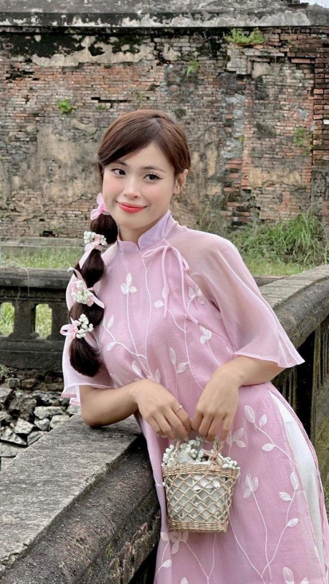Ảnh gái xinh ngực to sắc đẹp đằm thắm