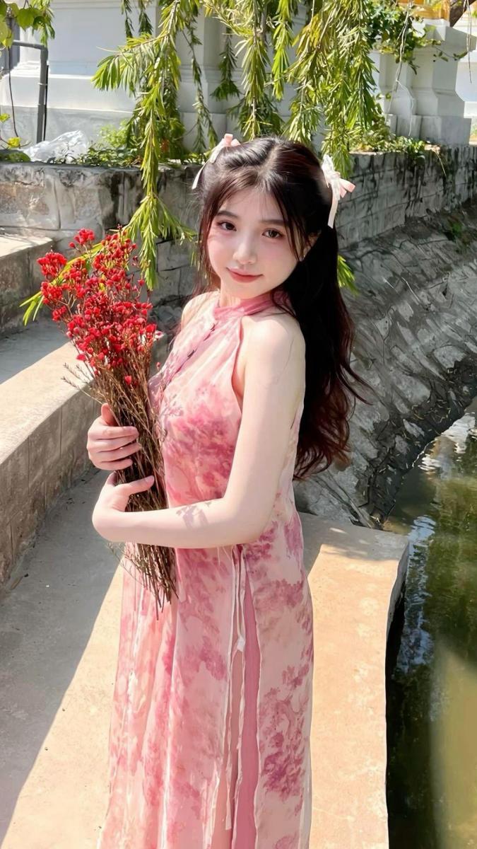 Gái đẹp sexy trong thời trang đầm xinh