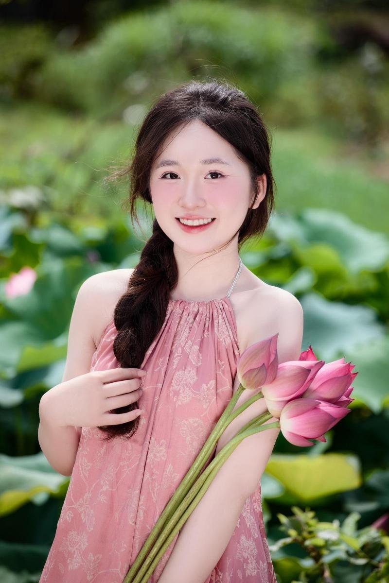 Ảnh gái xinh múa cột đẹp nhất mùa hè