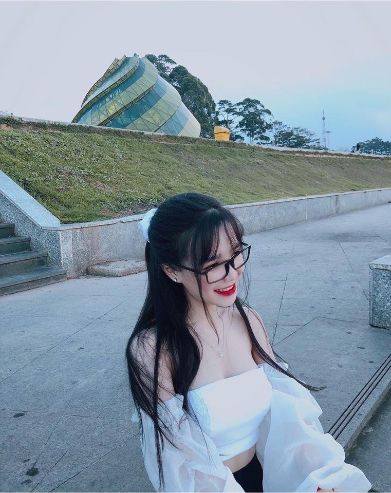 Gái đẹp cute và sexy trong bộ ảnh thời trang