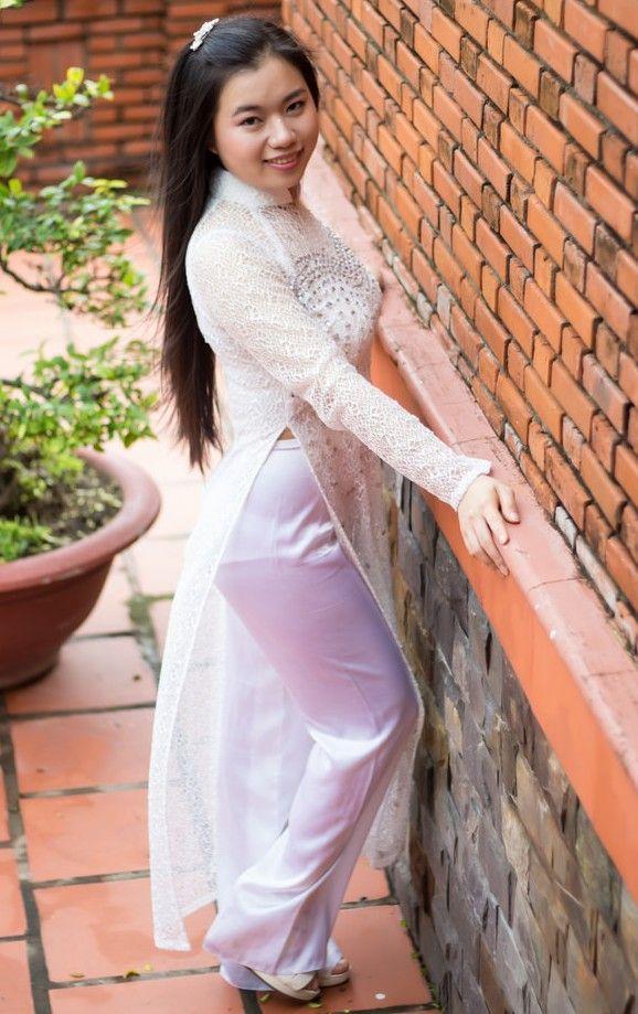 Gái xinh 2000 và thời trang nữ đẹp