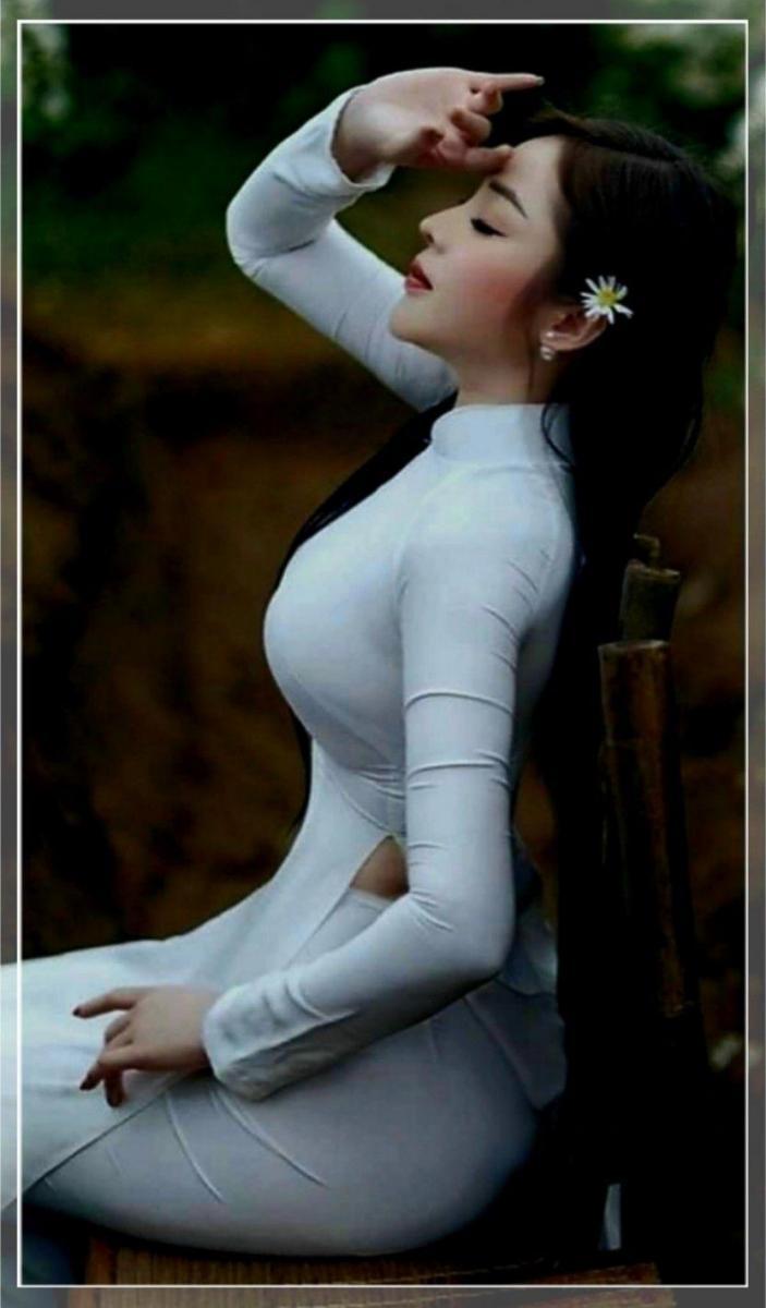 Gái đẹp cute và sexy trong thời trang tóc đen