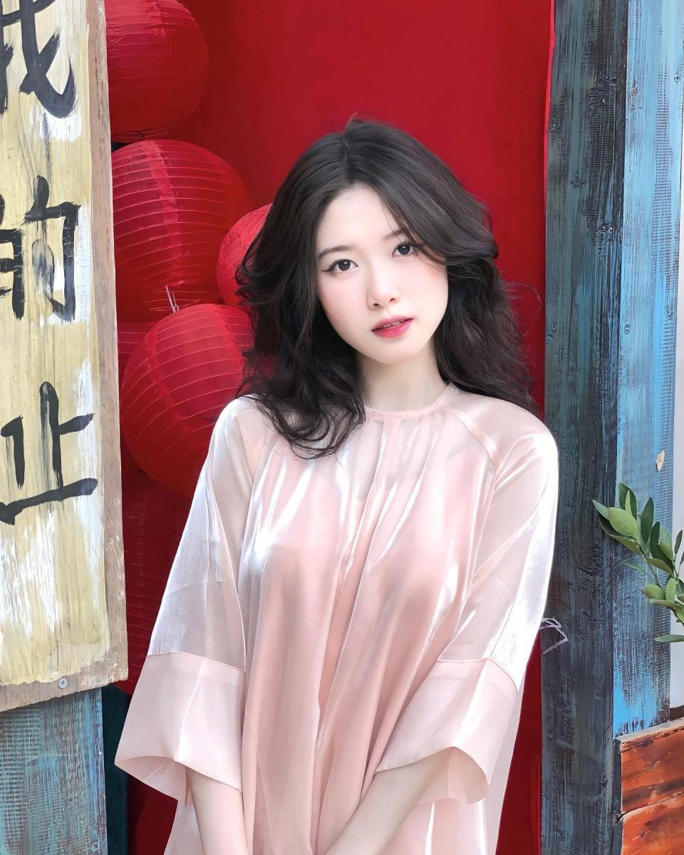 Gái Xinh Dáng Chuẩn, Dịu Dàng Và