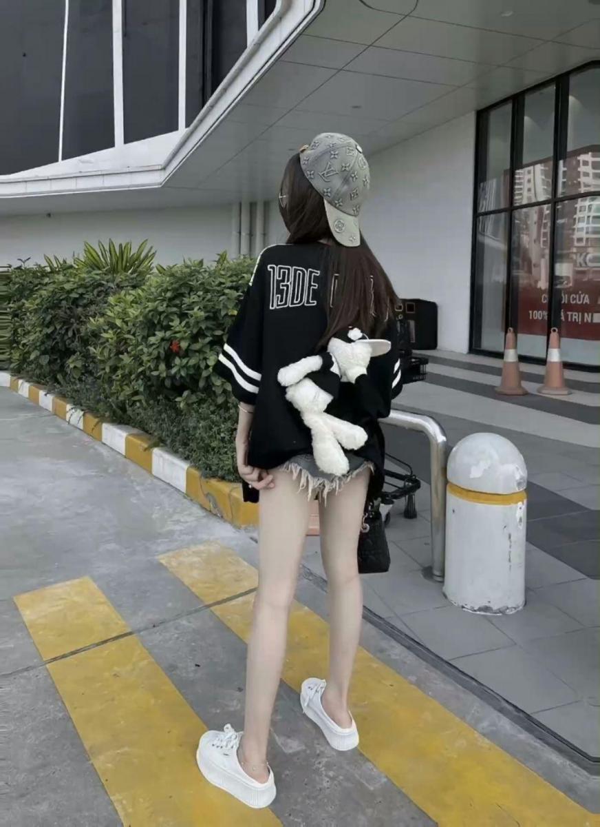 Gái Xinh Mặc Áo Sơ Mi Trắng Đẹp Nhất