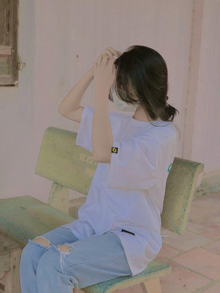 Ảnh gái xinh mặc áo sơ mi trắng đẹp