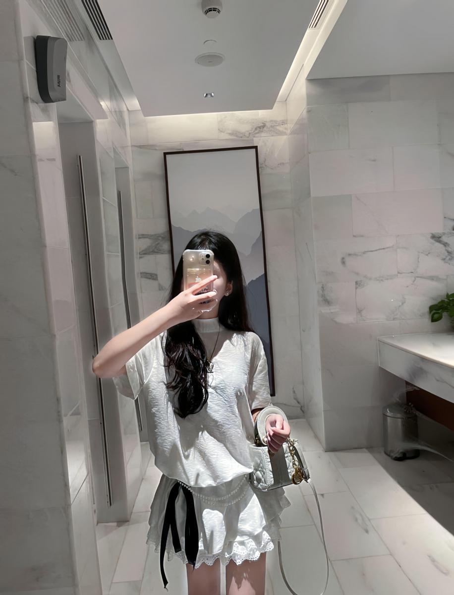 Gái Xinh Ngực To Thời Trang Cái Túi Thiết Kế