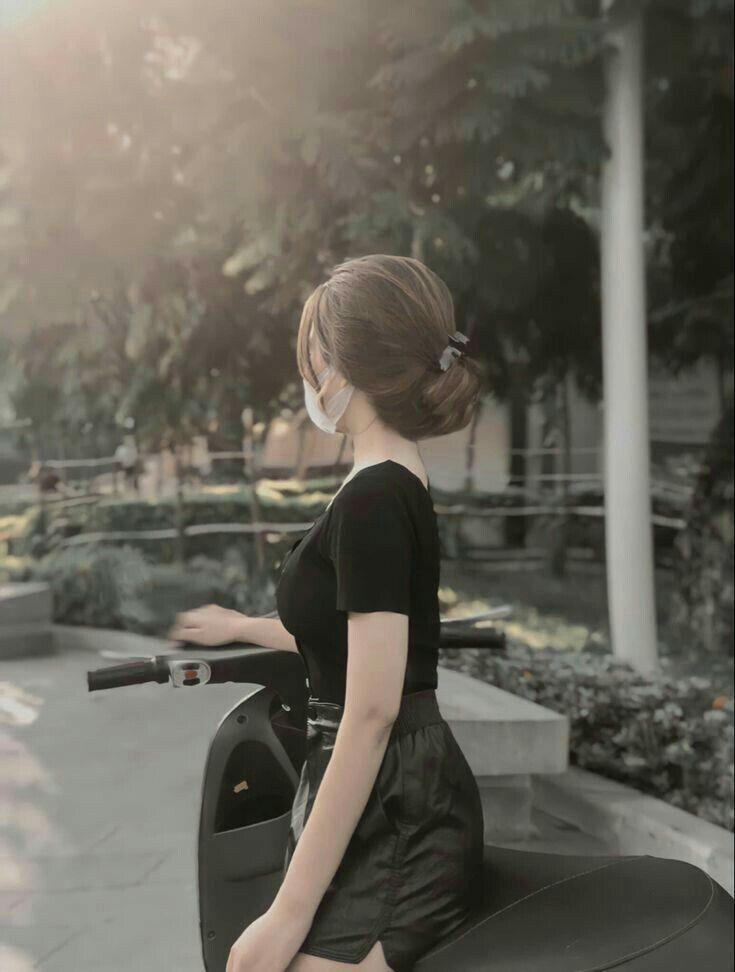Gái xinh mặc váy trắng ngắn trong bộ ảnh thời trang