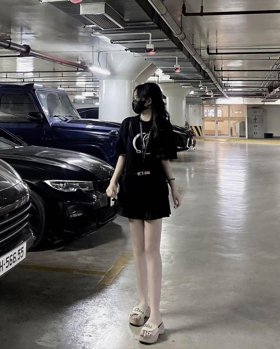 Ảnh gái xinh khoe thân trong thời trang sexy