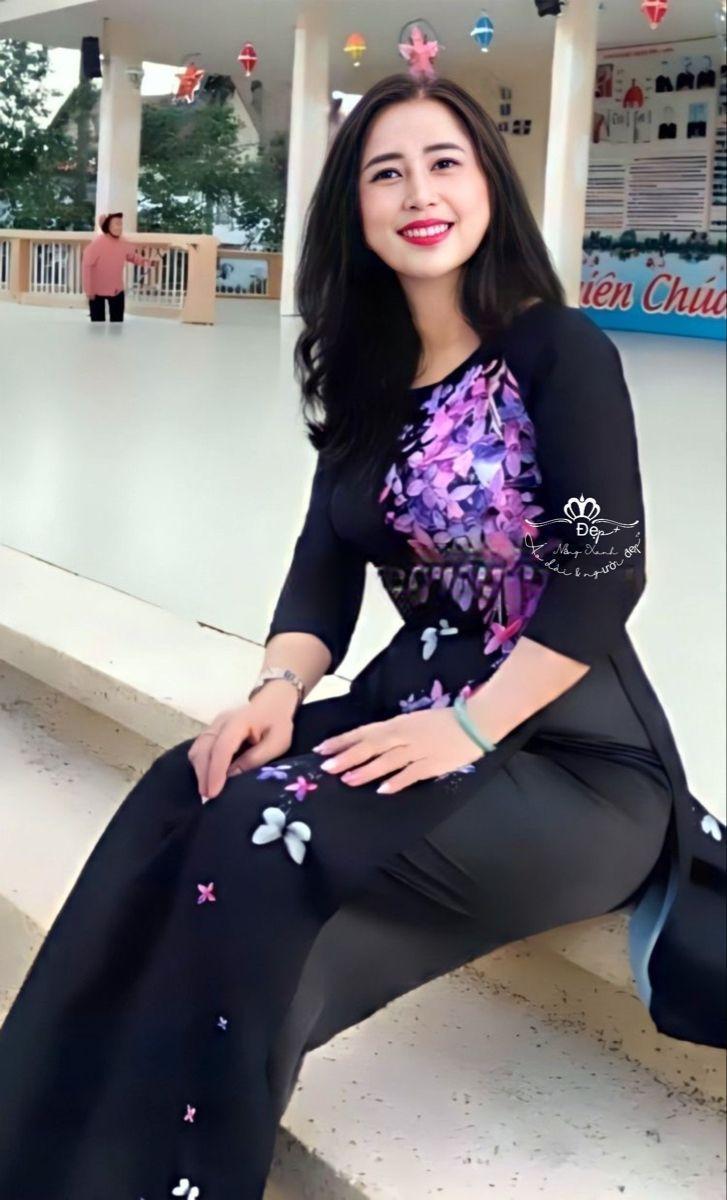 Gái Xinh Ngực To Thời Trang Nữ Cười Đắm