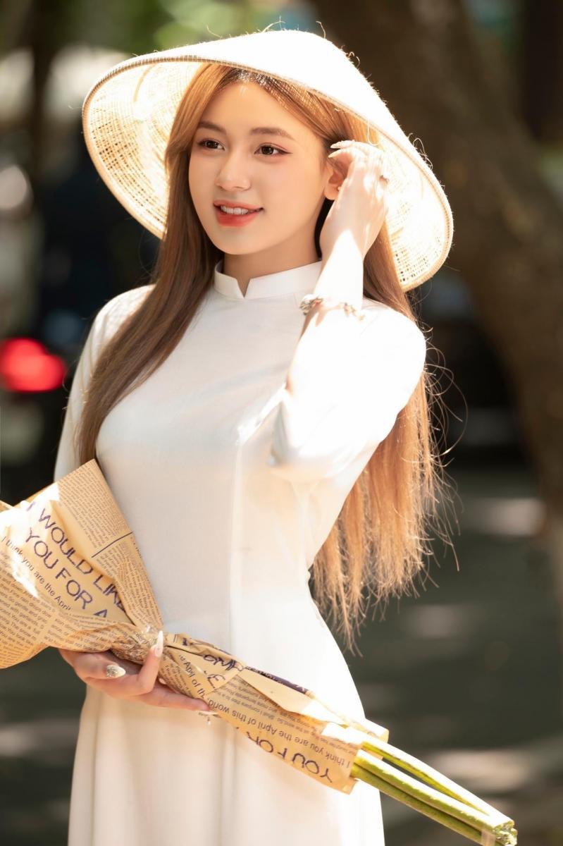 Ảnh gái xinh đáng đẹp với thời trang sắc đẹp