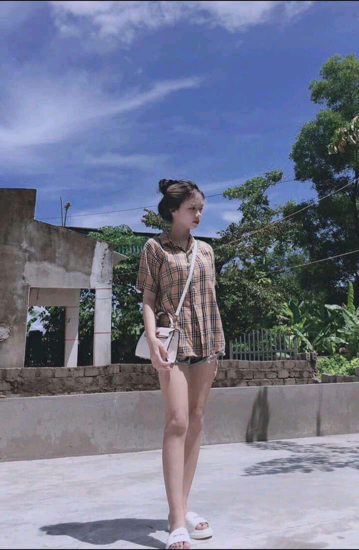 Ảnh gái xinh ngực to thời trang sắc đẹp mùa hè