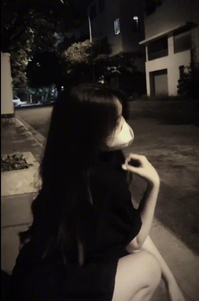 Gái Xinh Nóng Bỏng Tóc Ngắn