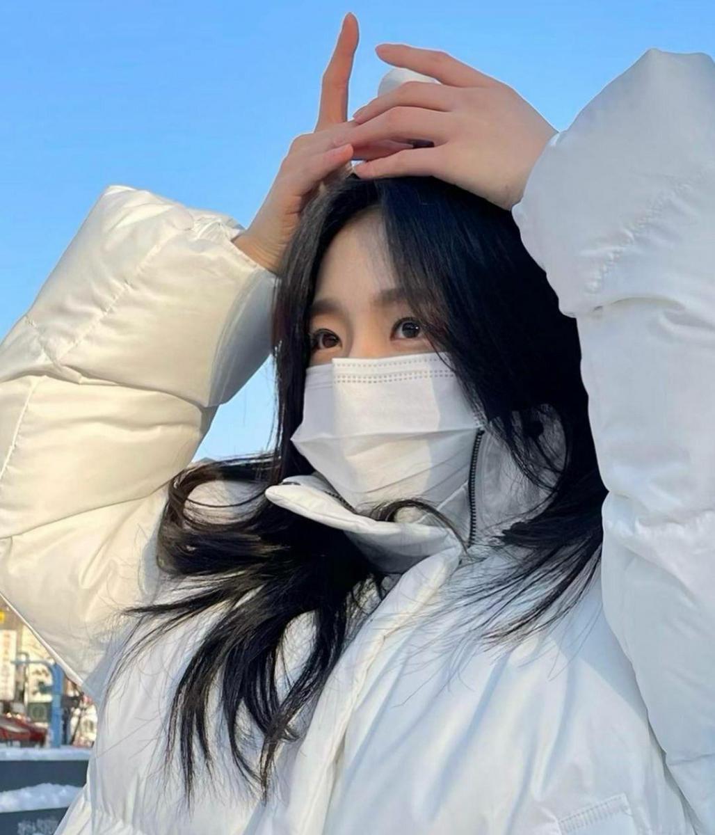 Ảnh Gái Xinh Tóc Ngắn Đẹp Mùa Đông
