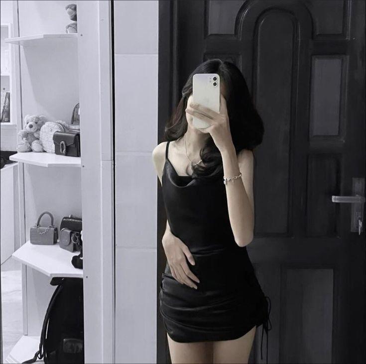 Ảnh gái xinh không mặc áo trong bộ sưu tập lung linh