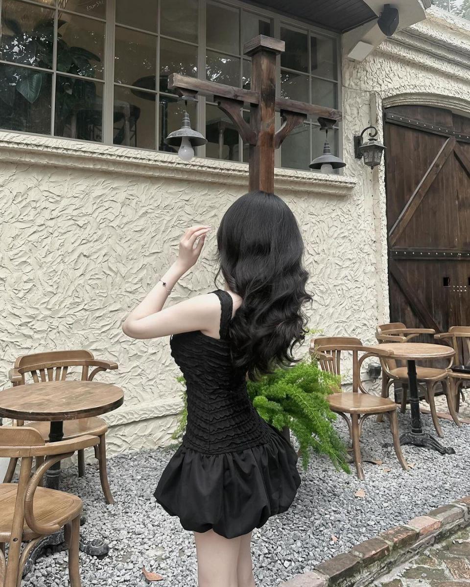 Gái Xinh Tè Và Xinh Tv
