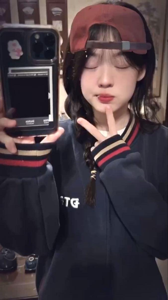 Ảnh Gái Xinh Tóc Ngắn Đẹp Nhất Tiktok
