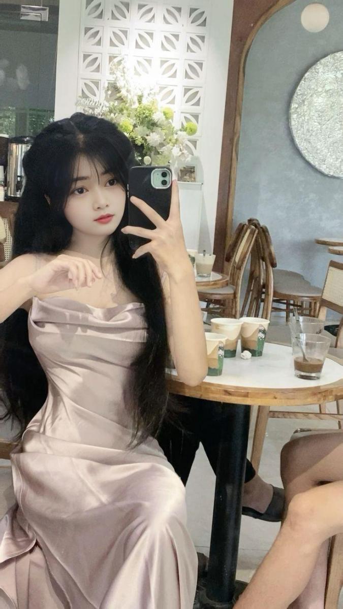 Gái Xinh Tóc Ngắn Đẹp Thời Trang