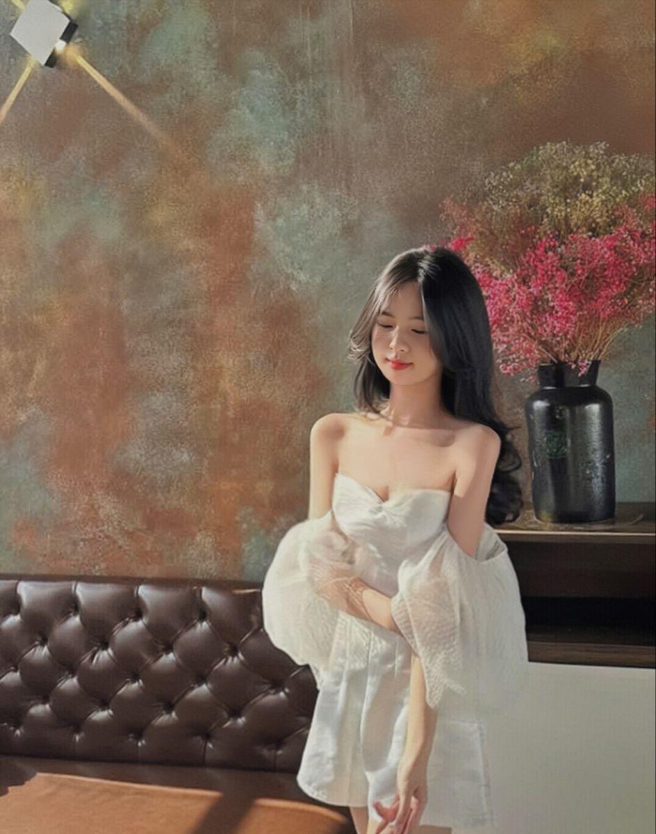 Gái Xinh Mặc Và Bikini