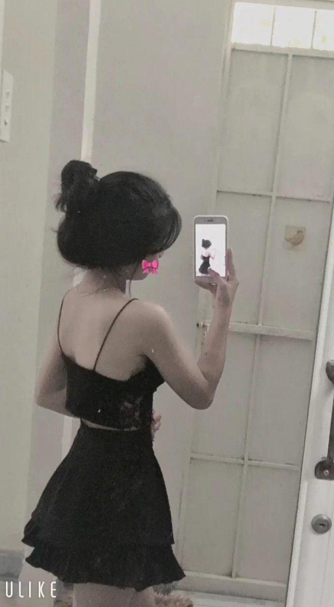 Gái Xinh Tóc Ngang Vai