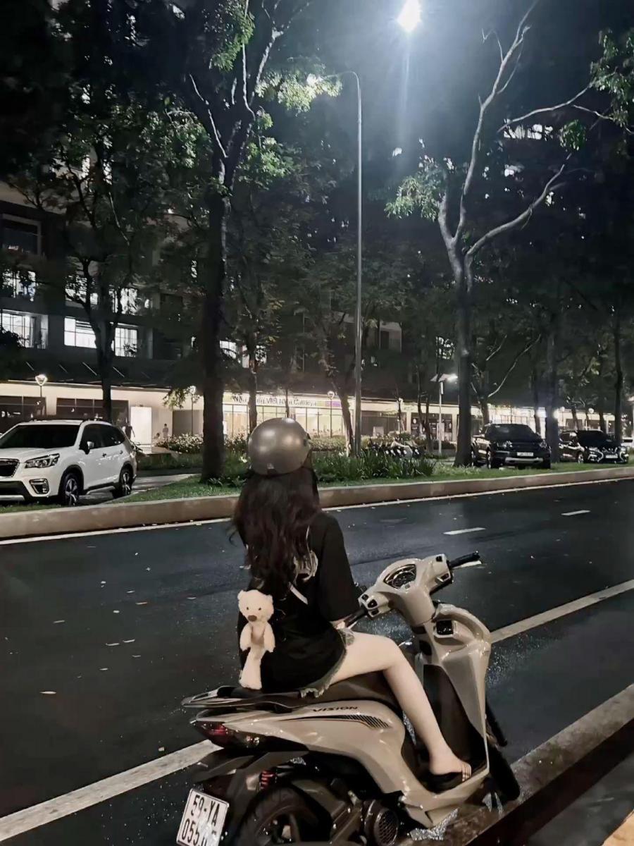 Gái Xinh Lớp 10