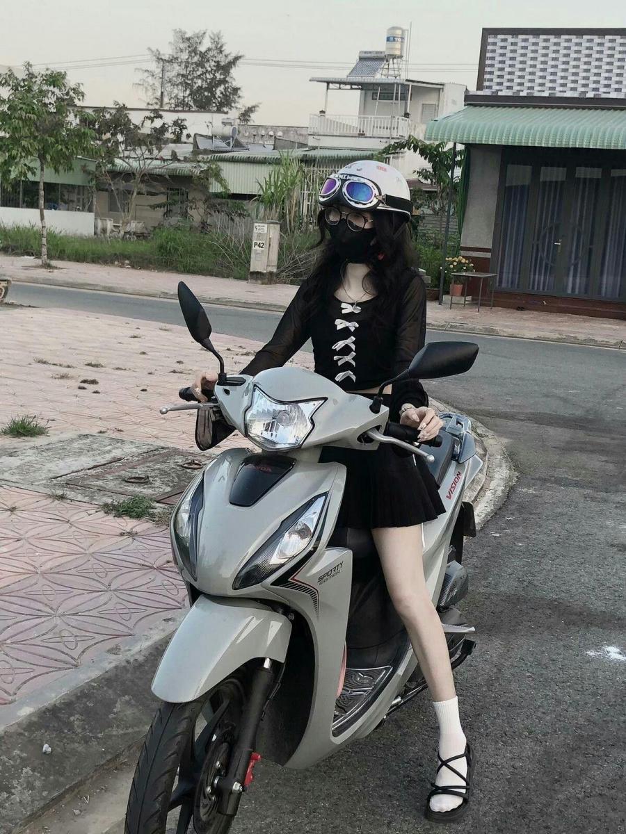Ảnh gái xinh lớp 10 và lớp 12 đẹp nhất
