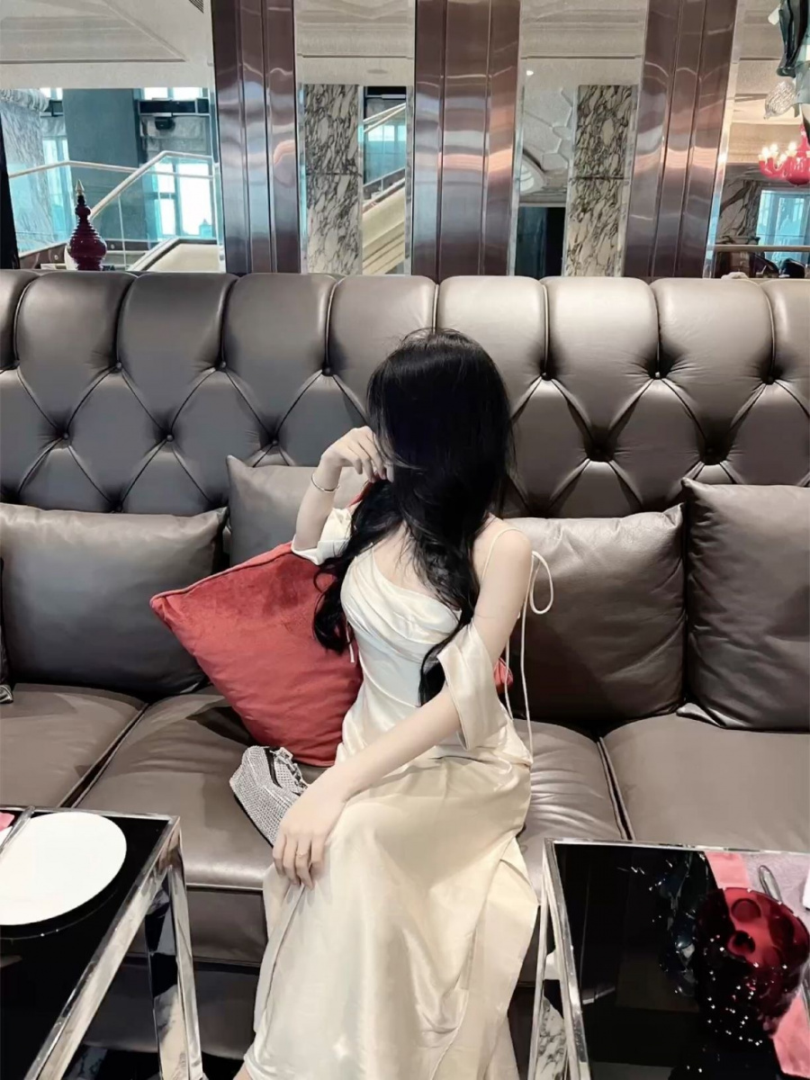 Ảnh cô gái xinh đẹp trong khoảnh khắc tuổi trẻ