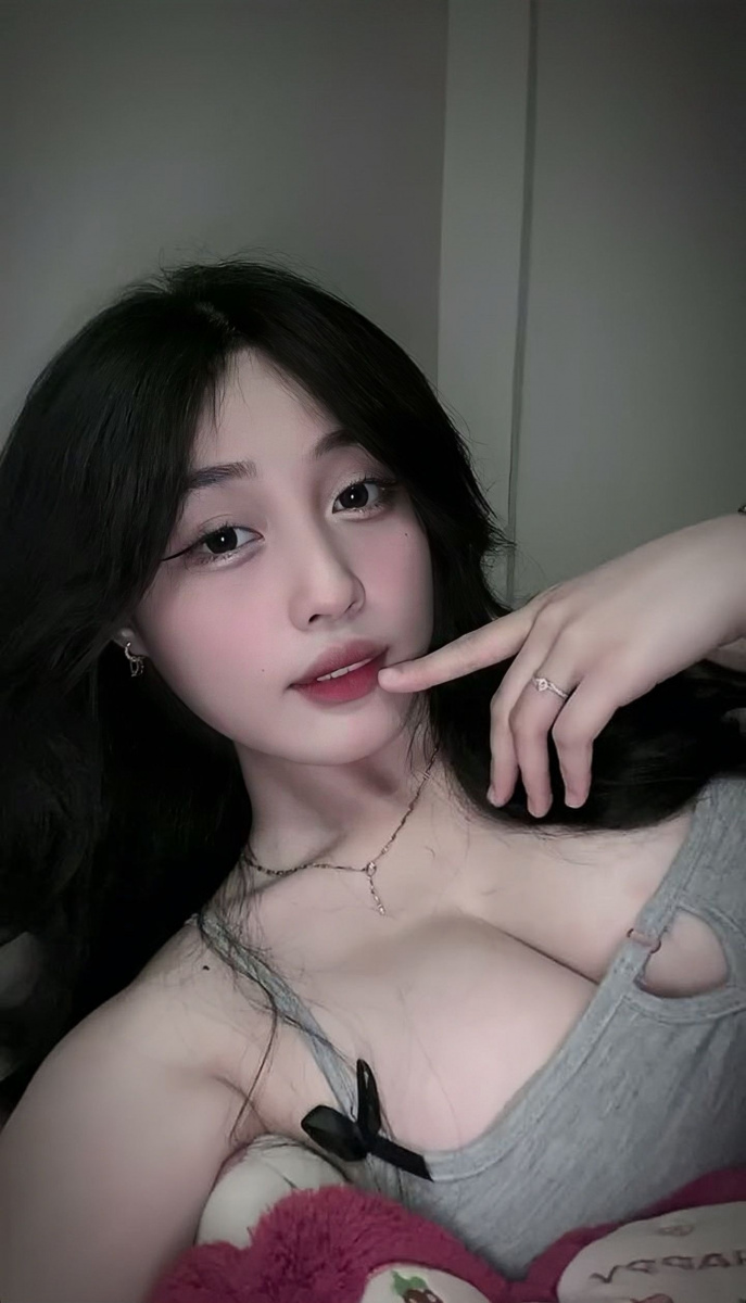 cô gái xinh đẹp da trắng tóc đen lót 1 - Ảnh cô gái xinh