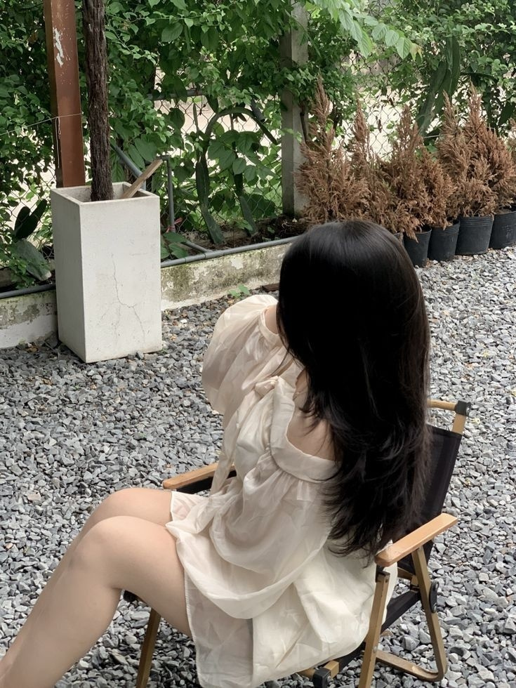 Ảnh cô gái xinh đẹp tóc dài - Gái xinh HD