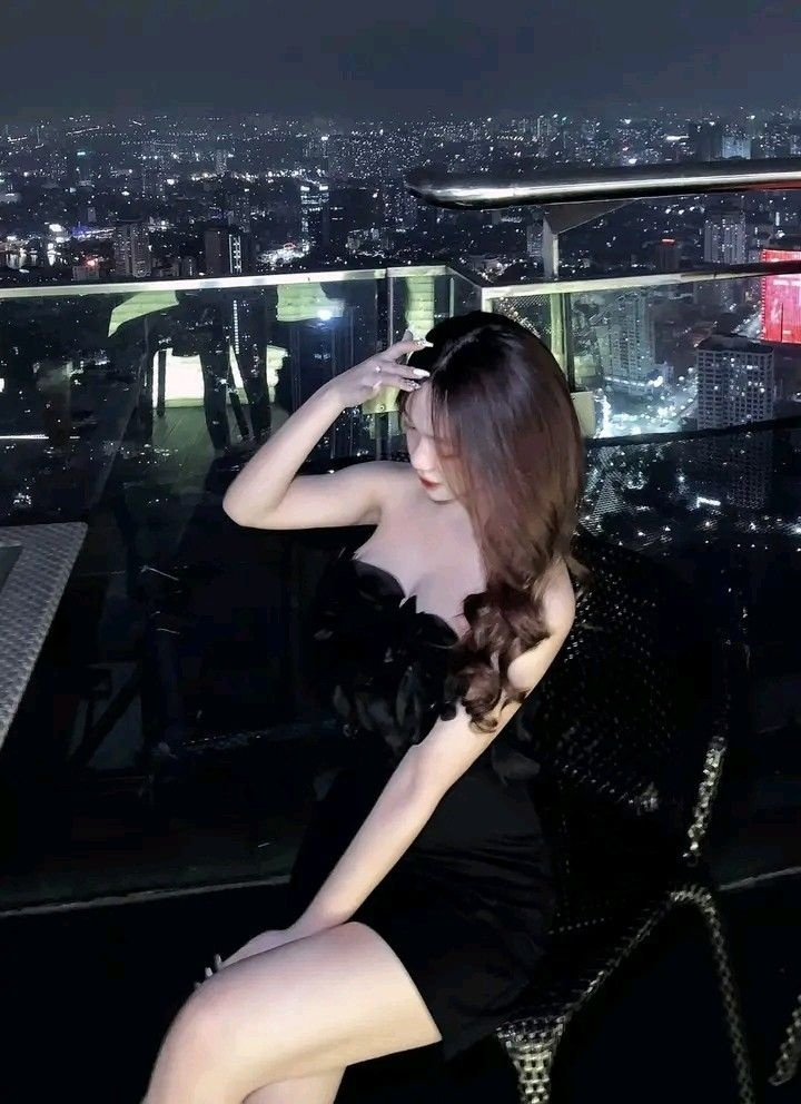 Ảnh cô gái xinh đẹp tóc dài tóc đen - Anh gái xinh K9