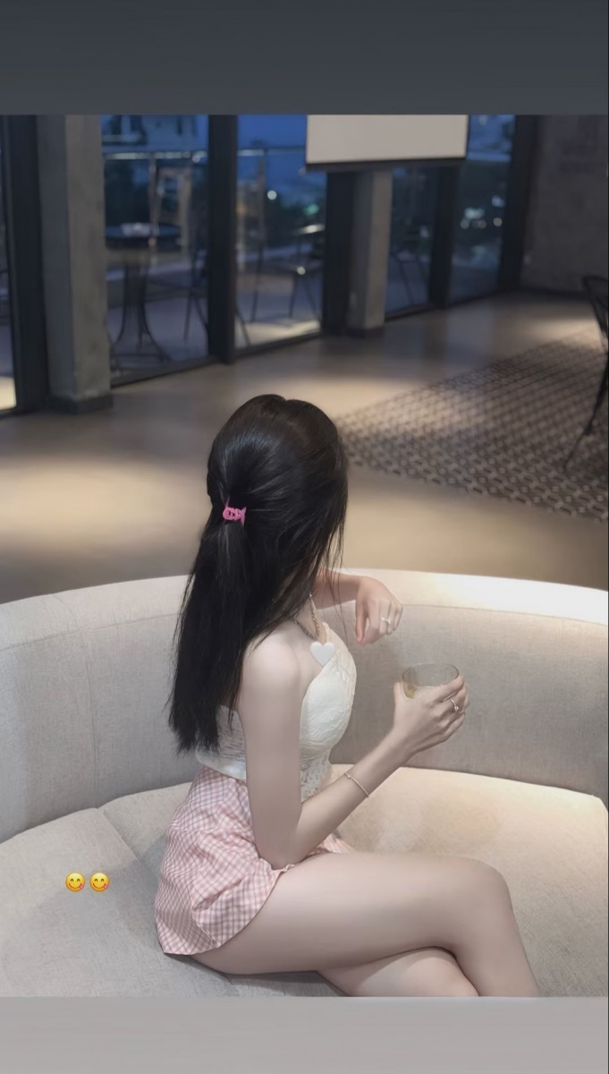 Ảnh cô gái xinh đẹp tóc đen - Gái xinh HD