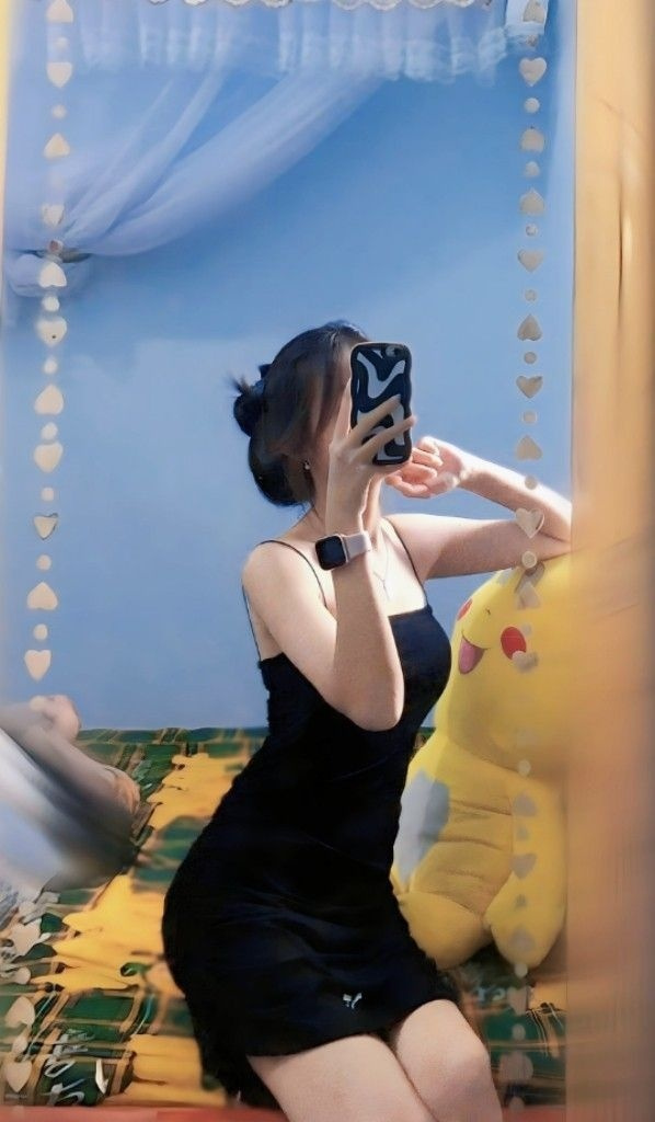 Ảnh vẽ gái xinh trong không gian tuổi trẻ