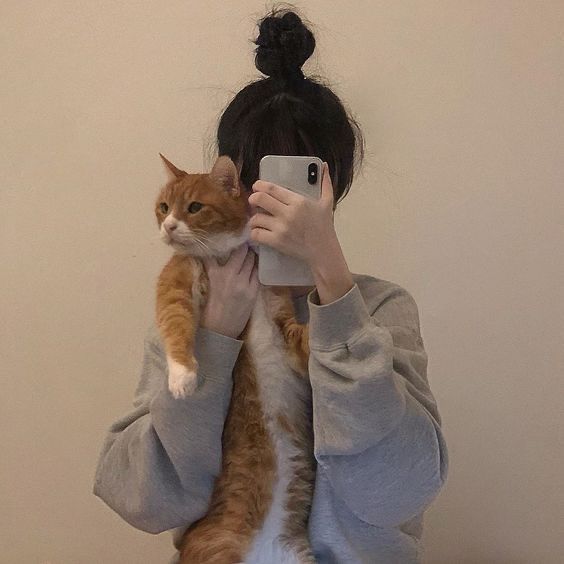 Ảnh gái chụp hình che mặt ngọt ngào