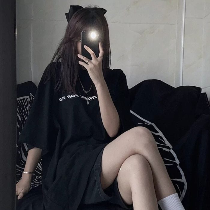 Điều gì khiến bộ ảnh gái xinh Việt Nam che mặt được thu hút