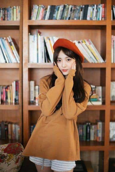 Ảnh gái xinh Việt Nam tạo dáng cute