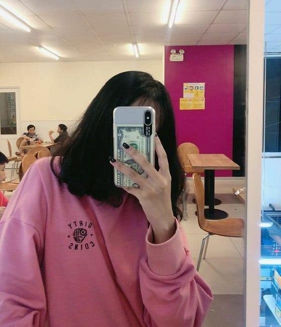 Hình ảnh gái xinh che mặt duyên dáng