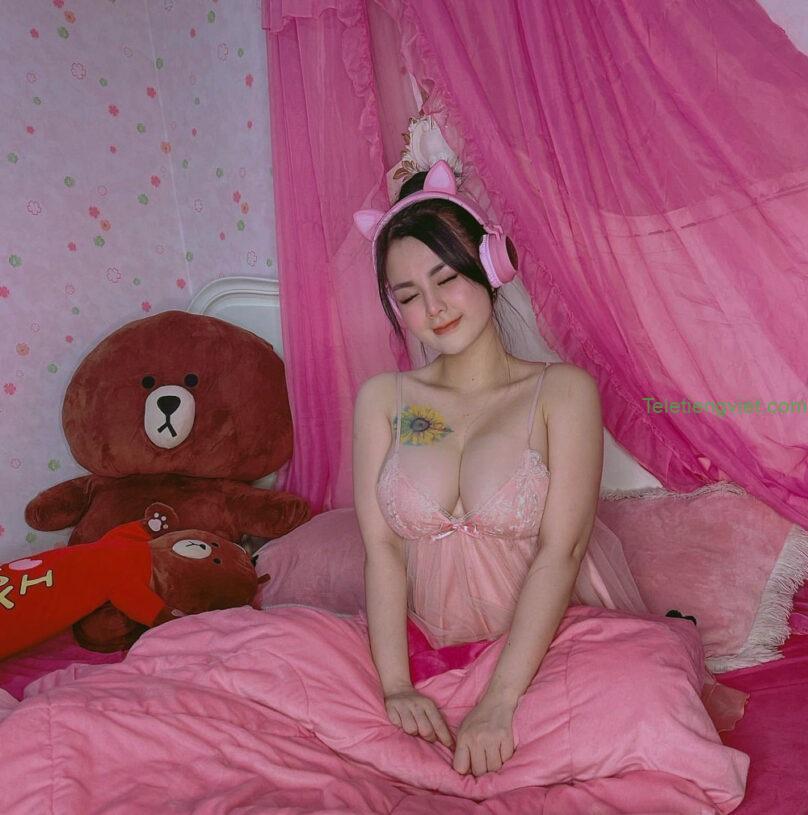 Hình ảnh gái xinh vú to