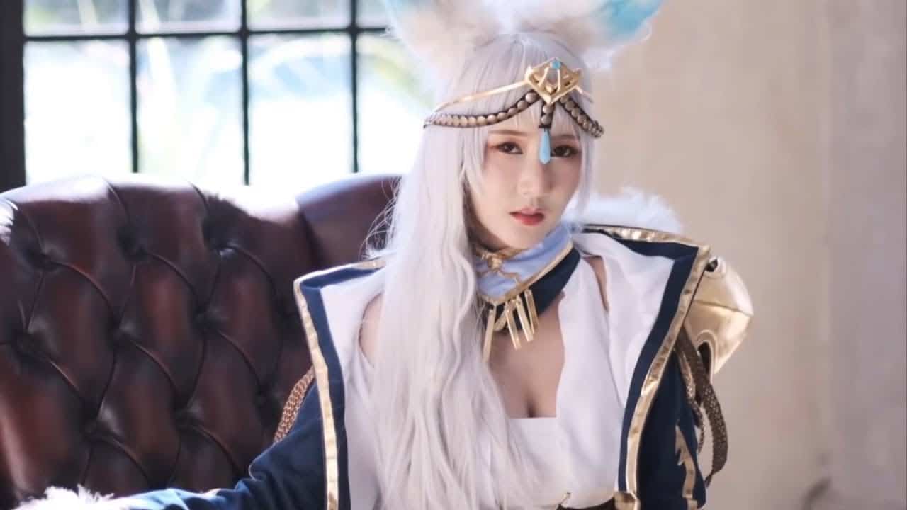 Ảnh gái cosplay biểu cảm cute