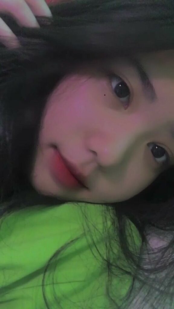 Hình nền gái xinh 4k